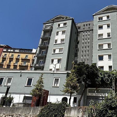 Essential Room & Parking In Centro Citta Con Parcheggio Privato E Wifi โปเตนซา ภายนอก รูปภาพ